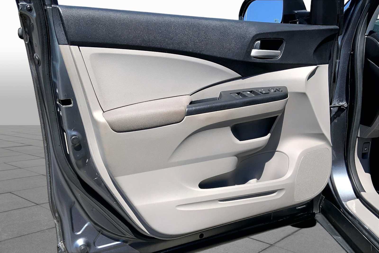 Used 2013 Honda CR-V LX image 21