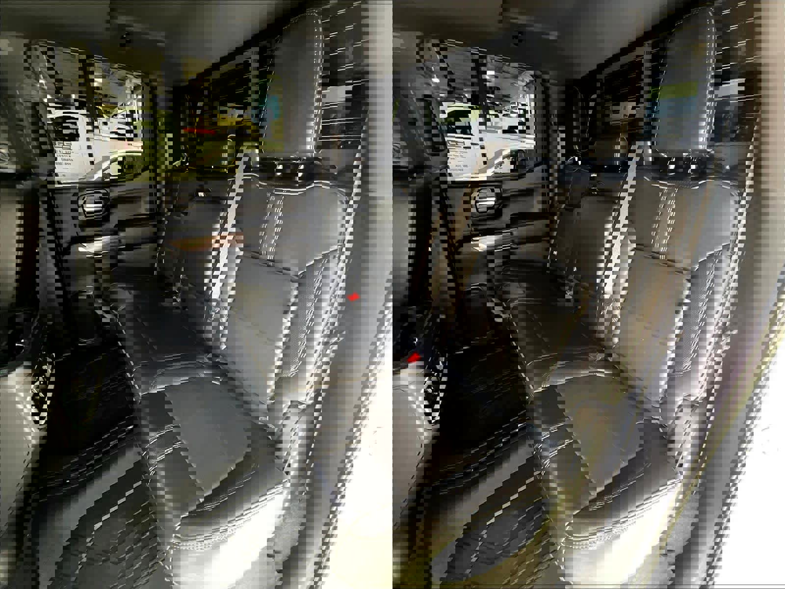 Used 2020 Chevrolet Silverado 1500 High Country w/ Technology Package image 15