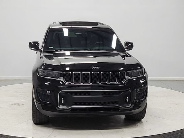Used 2021 Jeep Grand Cherokee L Overland w/ Luxury Tech Group IV AWD/4WD image 2