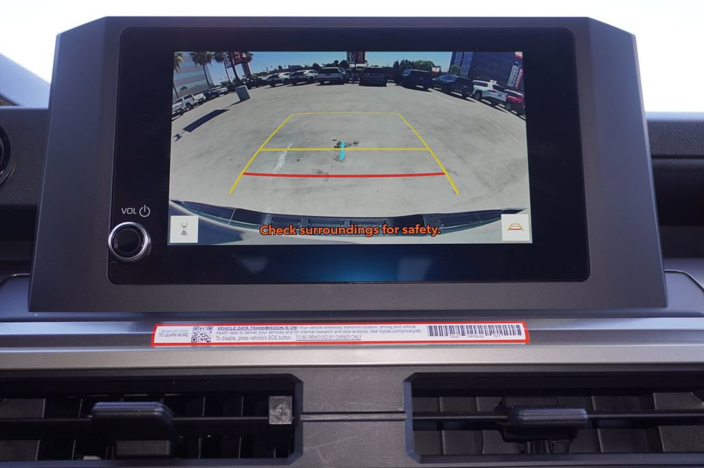 Certified 2025 Toyota Tacoma SR5 AWD/4WD image 15