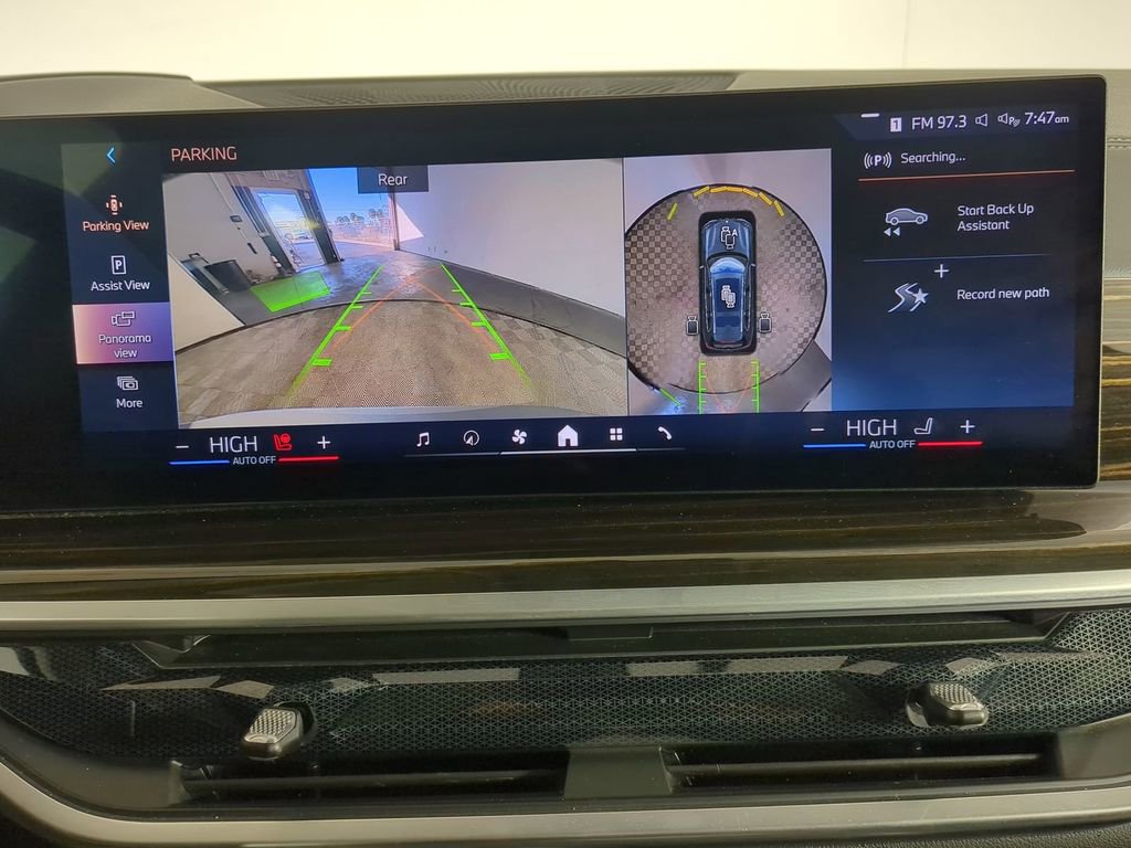 Used 2024 BMW X7 xDrive40i w/ Premium Package image 27