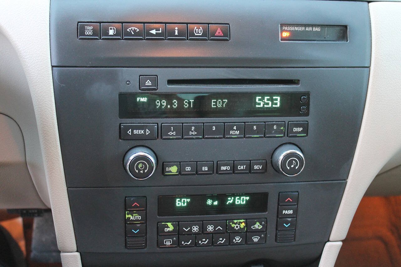 Used 2005 Buick LaCrosse CXL w/ Gold Convenience Package FWD image 39