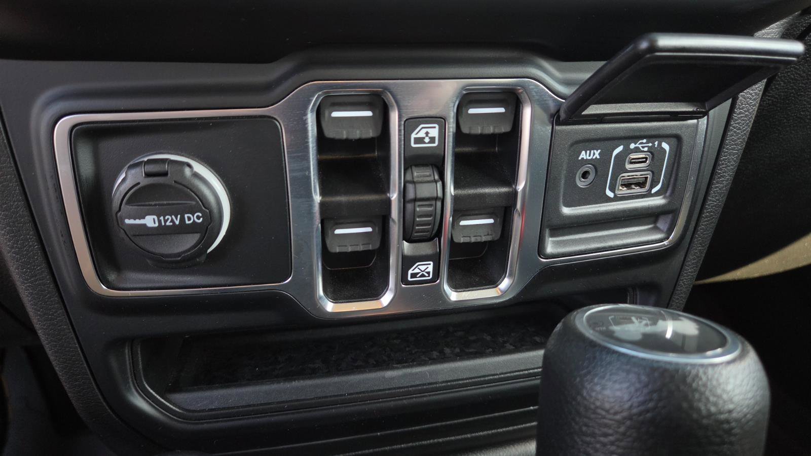 Used 2023 Jeep Wrangler Unlimited w/ Cold Weather Group image 45