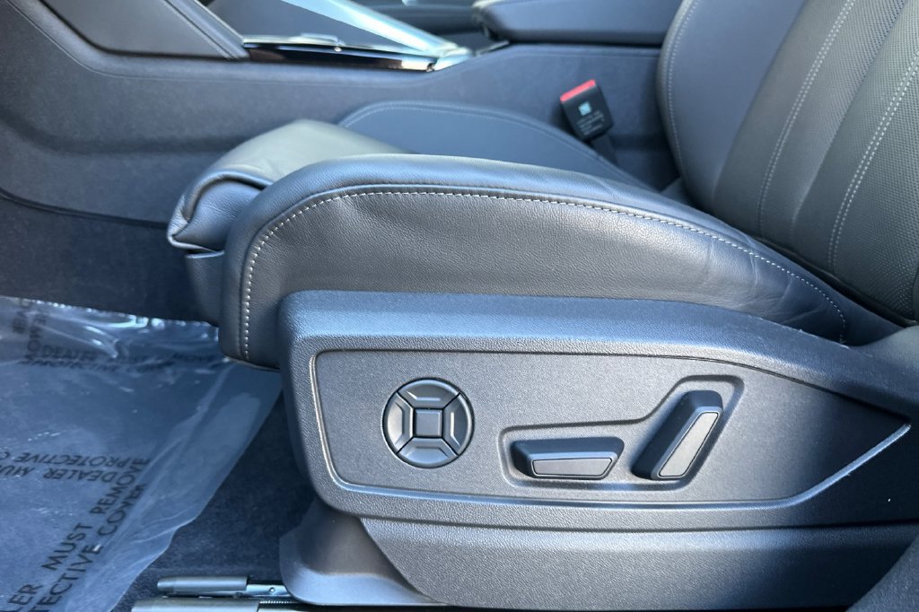 Used 2025 Audi Q5 Premium w/ Premium Plus AWD/4WD image 16