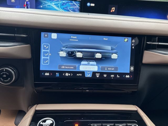 New 2027 Lincoln Navigator L Black Label AWD/4WD image 19