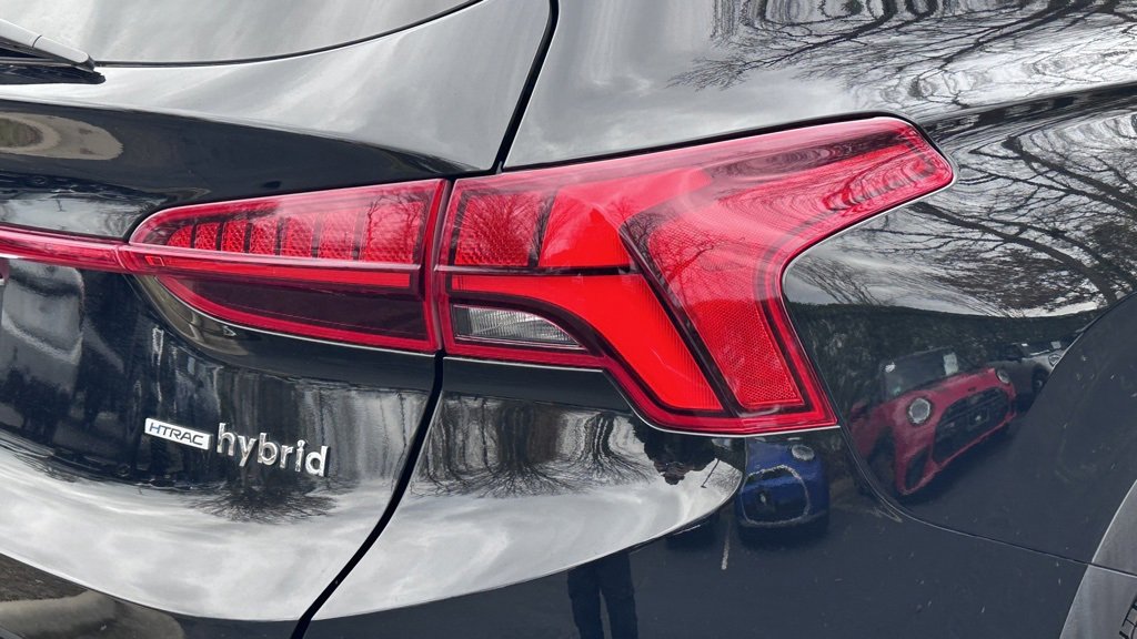 Used 2023 Hyundai Santa Fe SEL Premium image 9
