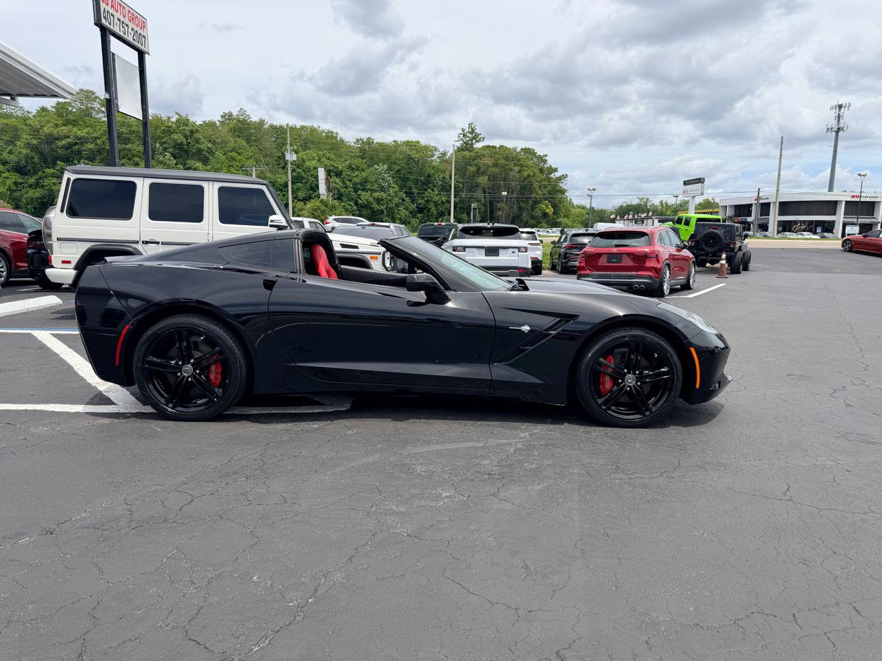 Used 2017 Chevrolet Corvette Stingray Coupe w/ 1LT RWD image 46