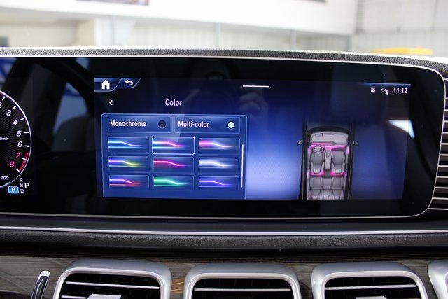 Used 2024 Mercedes-Benz GLE 450e 4MATIC w/ Warmth & Comfort Package image 29