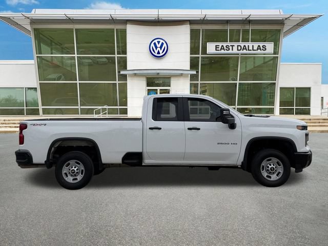 Used 2025 Chevrolet Silverado 2500 W/T w/ WT Convenience Package AWD/4WD image 2