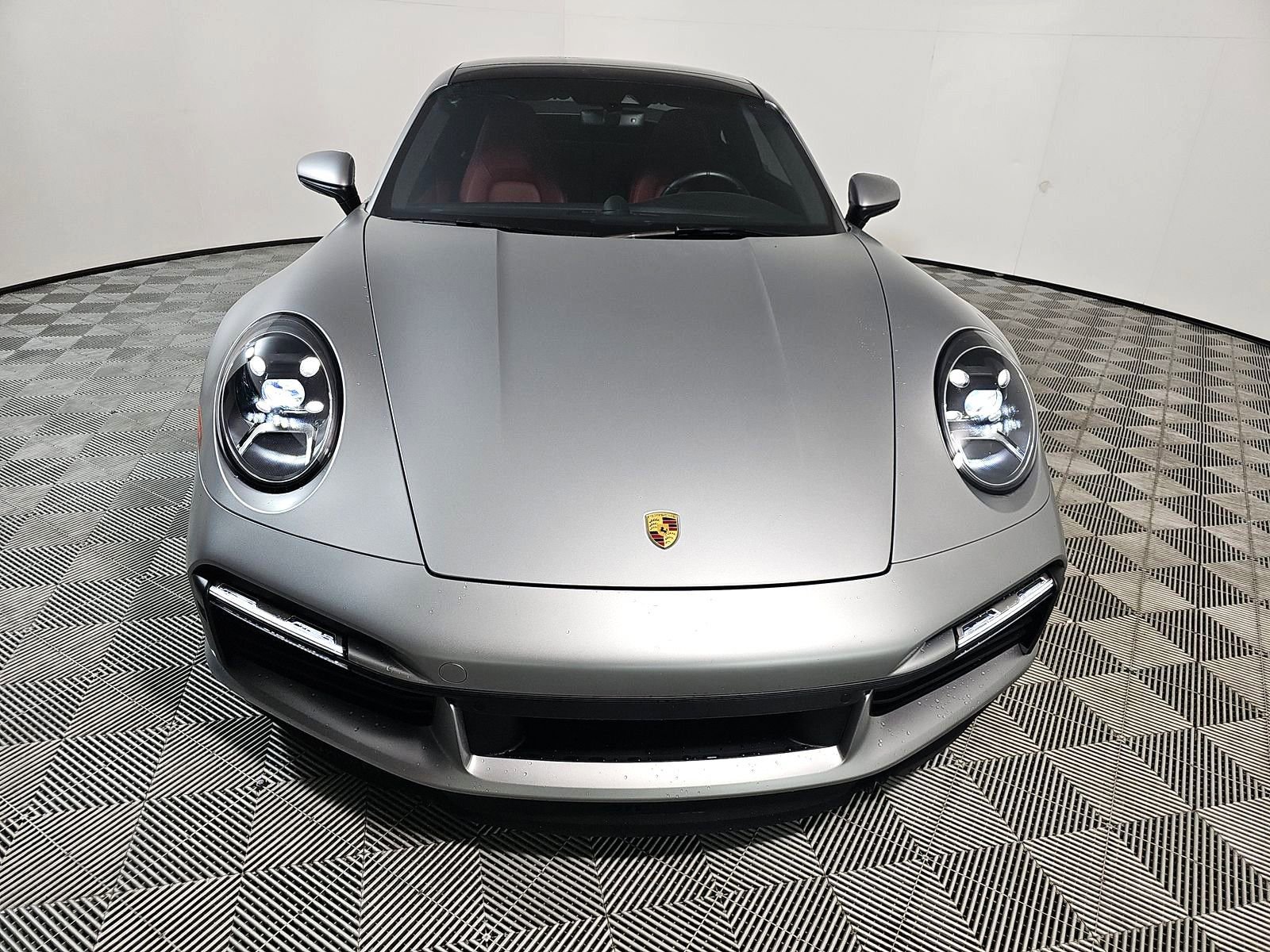 Used 2021 Porsche 911 Turbo AWD/4WD image 2