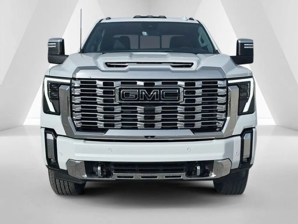 New 2026 GMC Sierra 2500 Denali w/ Technology Package AWD/4WD image 2