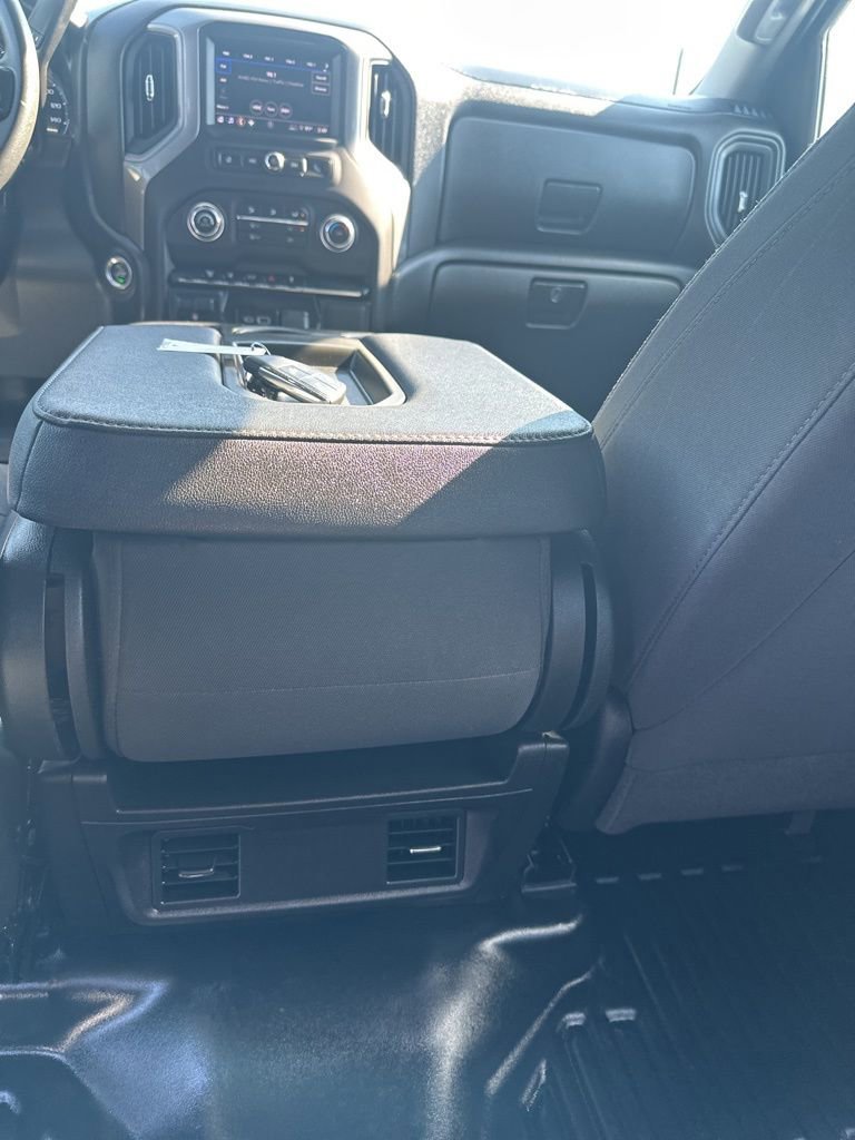 Used 2024 Chevrolet Silverado 3500 W/T image 29