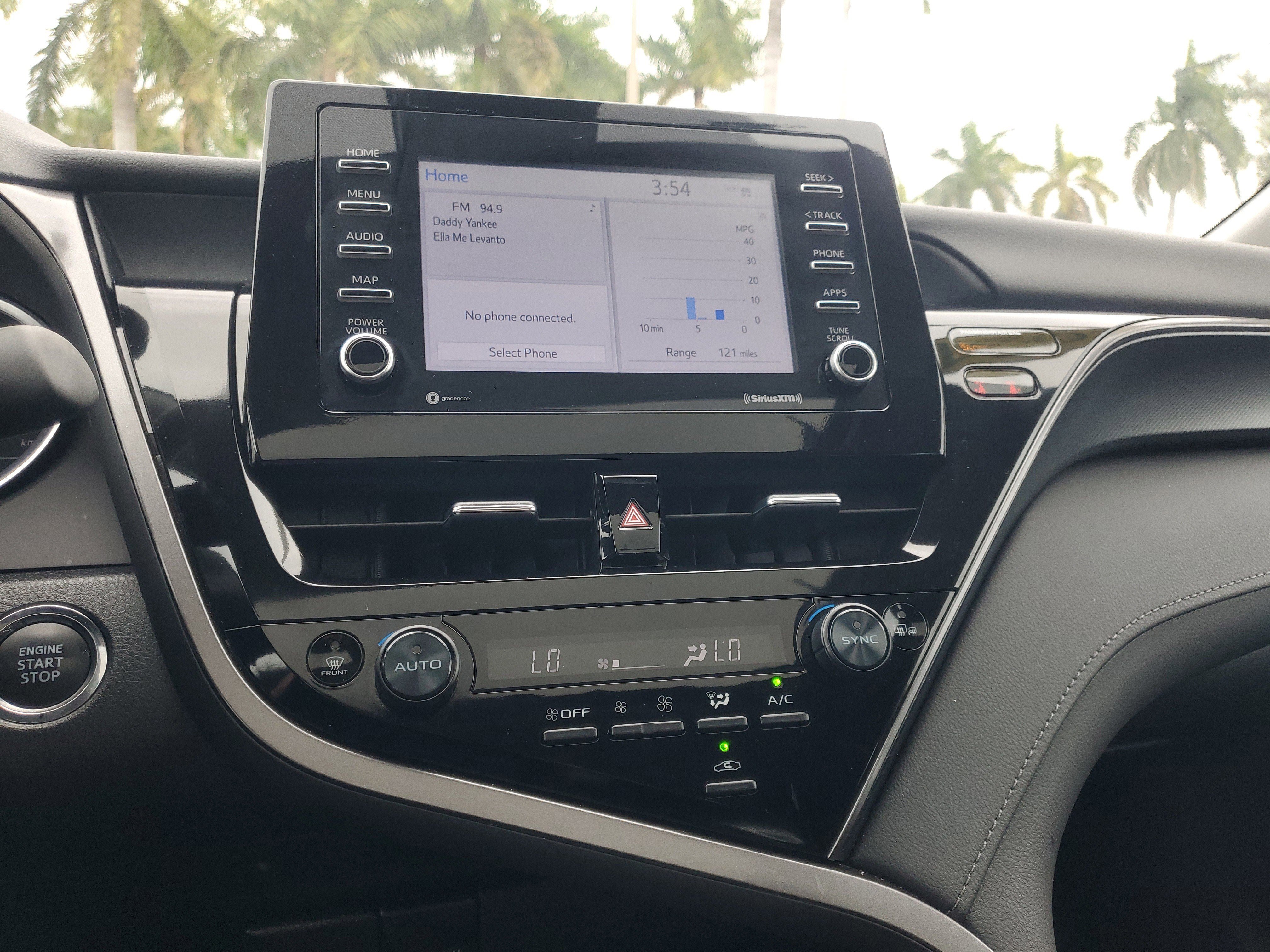 Used 2024 Toyota Camry LE w/ Convenience Package image 26