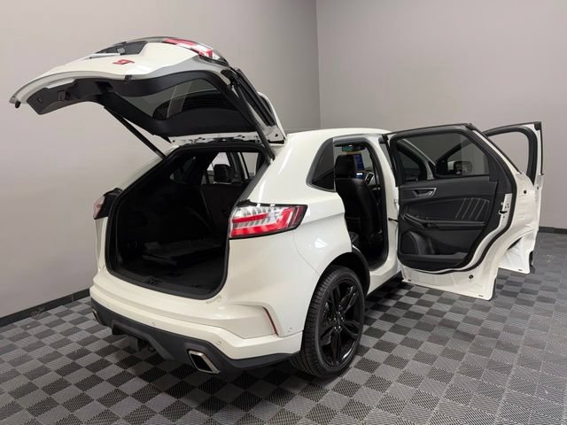 Used 2022 Ford Edge ST w/ Equipment Group 401A AWD/4WD image 30