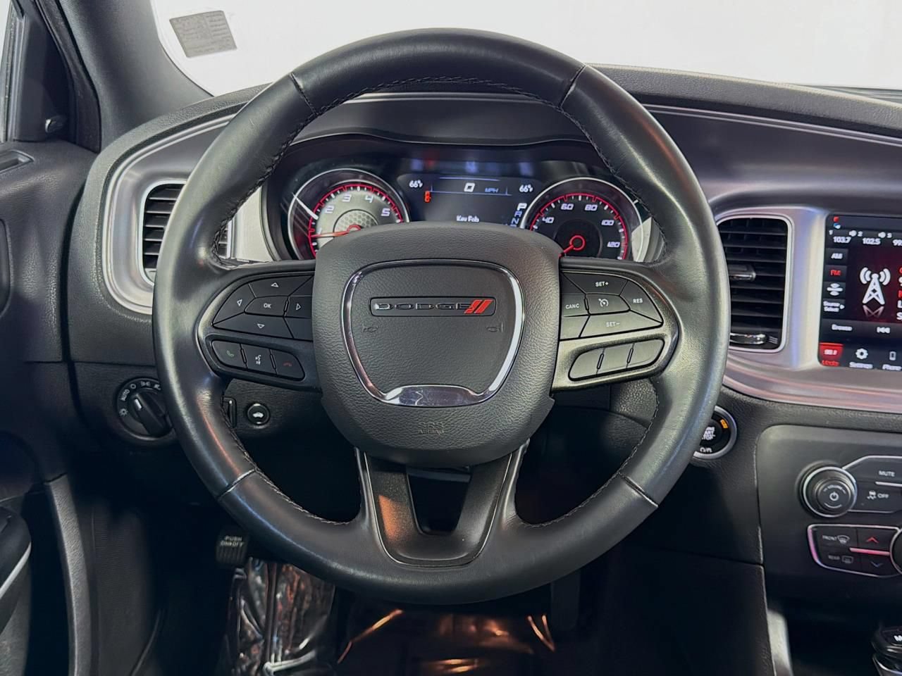 Used 2023 Dodge Charger SXT RWD image 14