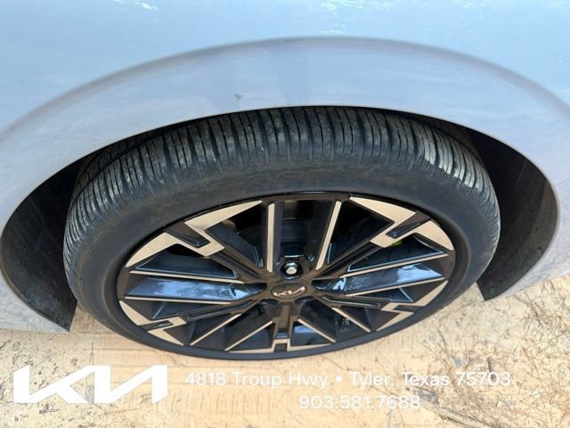 Certified 2025 Kia K5 GT FWD image 15