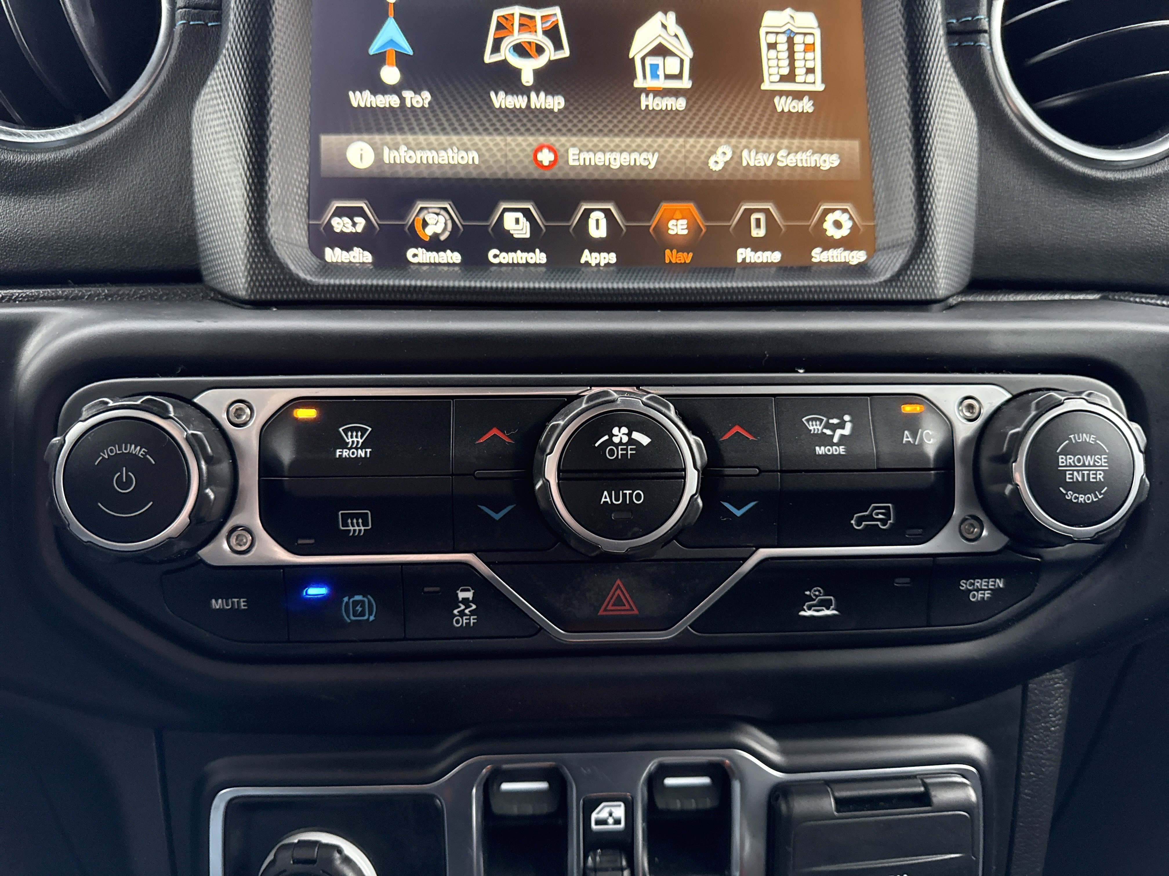 Used 2023 Jeep Wrangler Unlimited Rubicon 4xe image 21