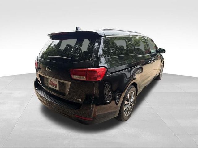Used 2017 Kia Sedona SX FWD image 4