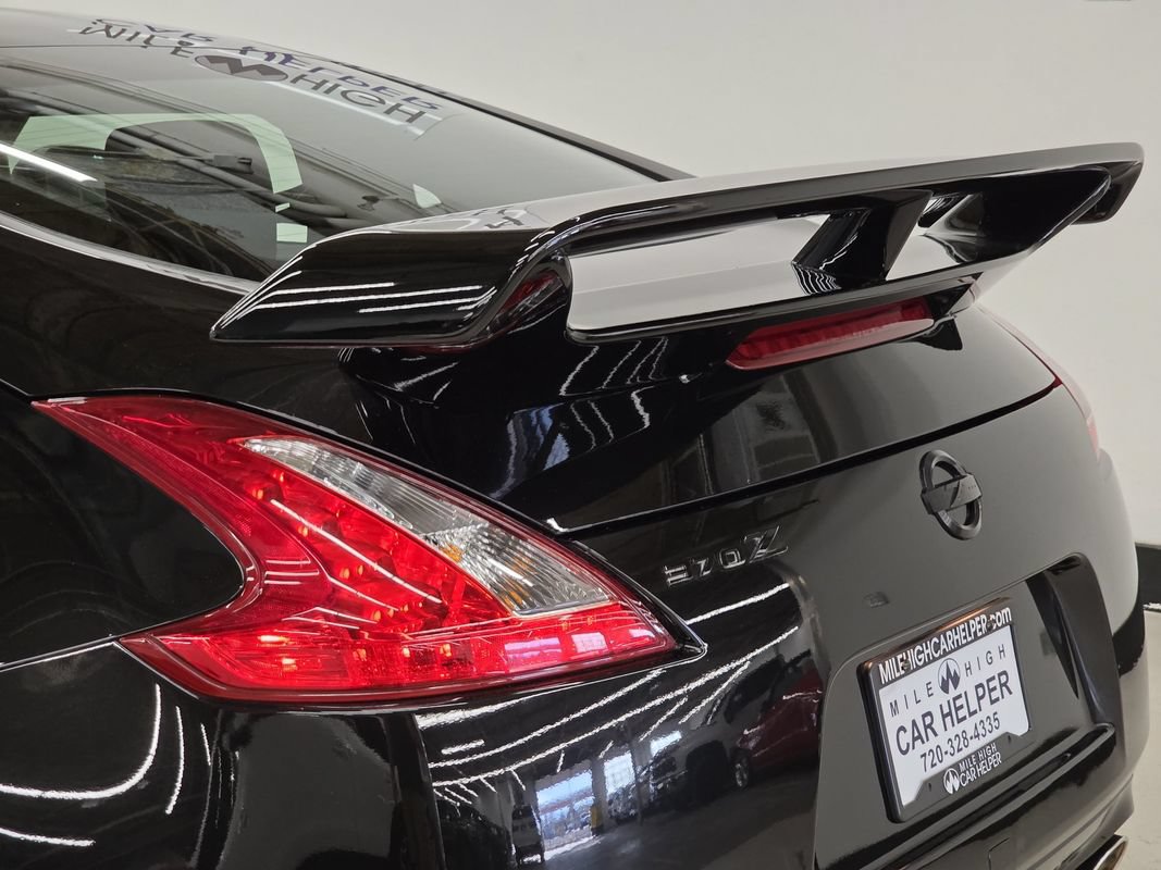 Used 2017 Nissan 370Z Coupe RWD image 48