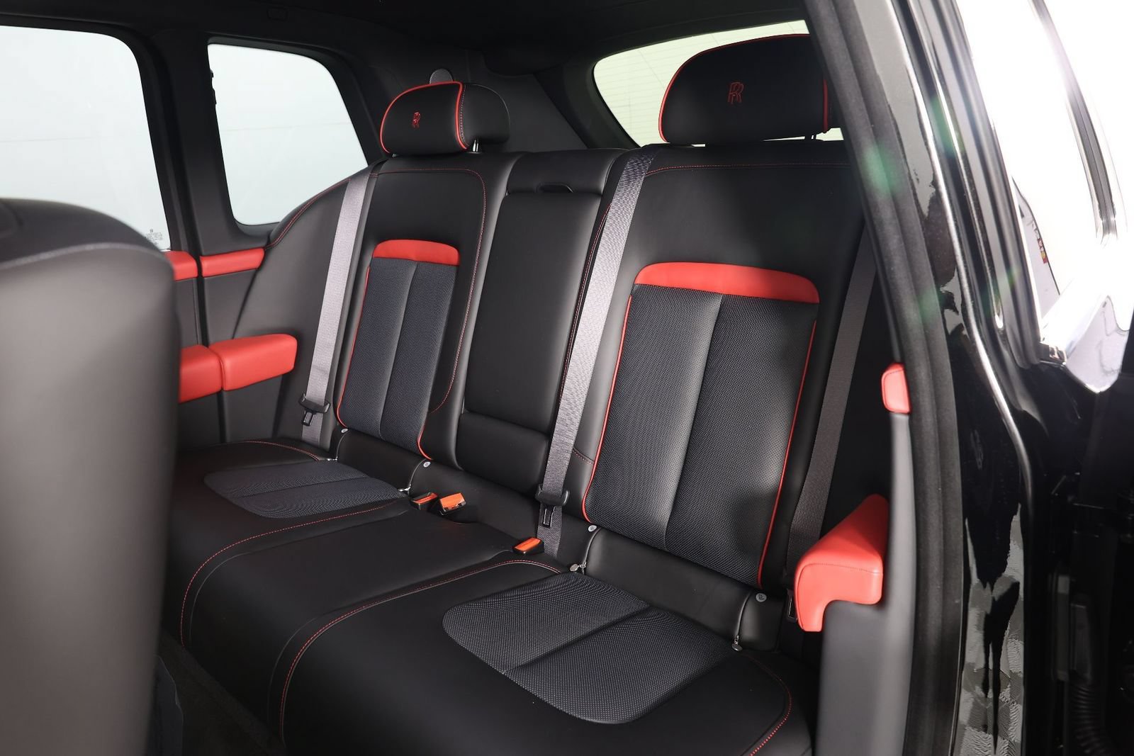 New 2026 Rolls-Royce Cullinan AWD/4WD image 36