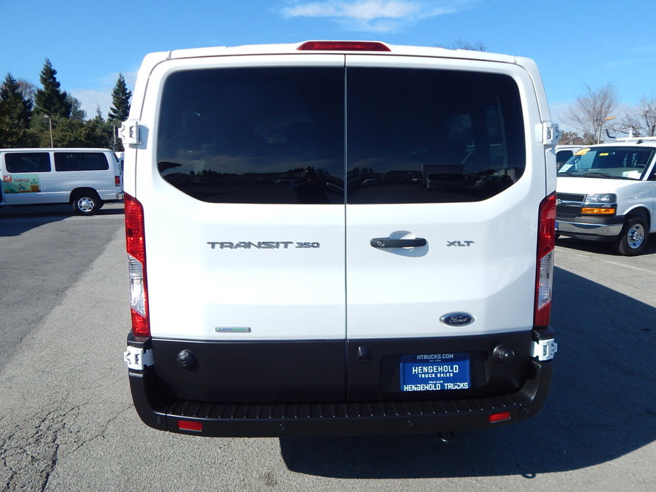 Used 2024 Ford Transit 350 XLT image 7