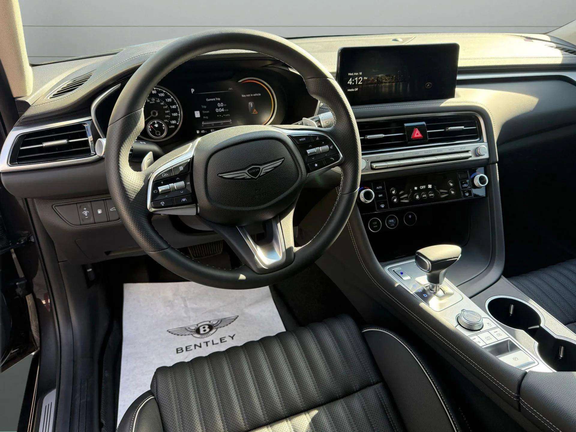 Used 2026 Genesis G70 2.5T Prestige image 4