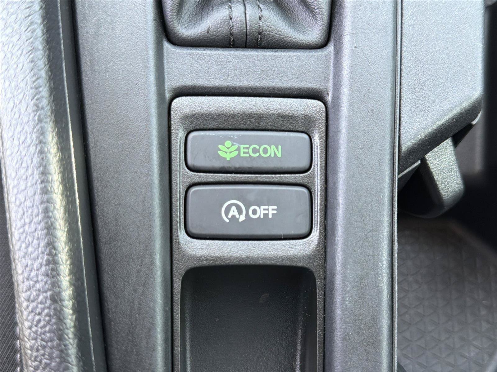 Used 2025 Honda Accord SE image 16