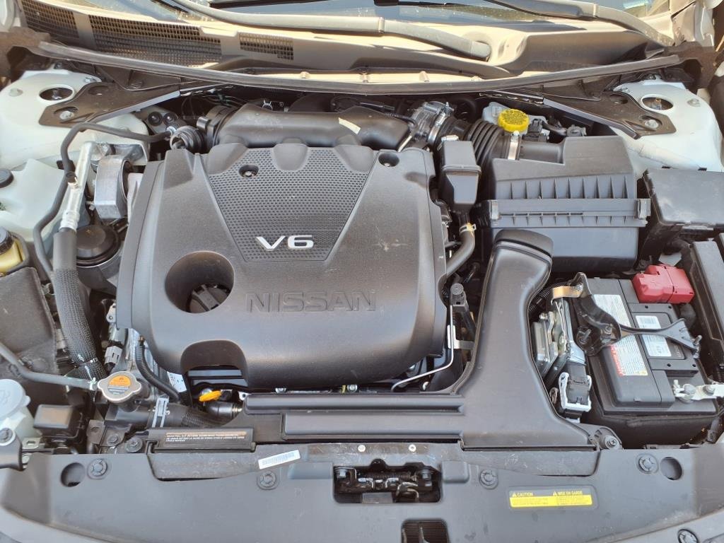 Used 2023 Nissan Maxima SR w/ Sport Mat Group image 31