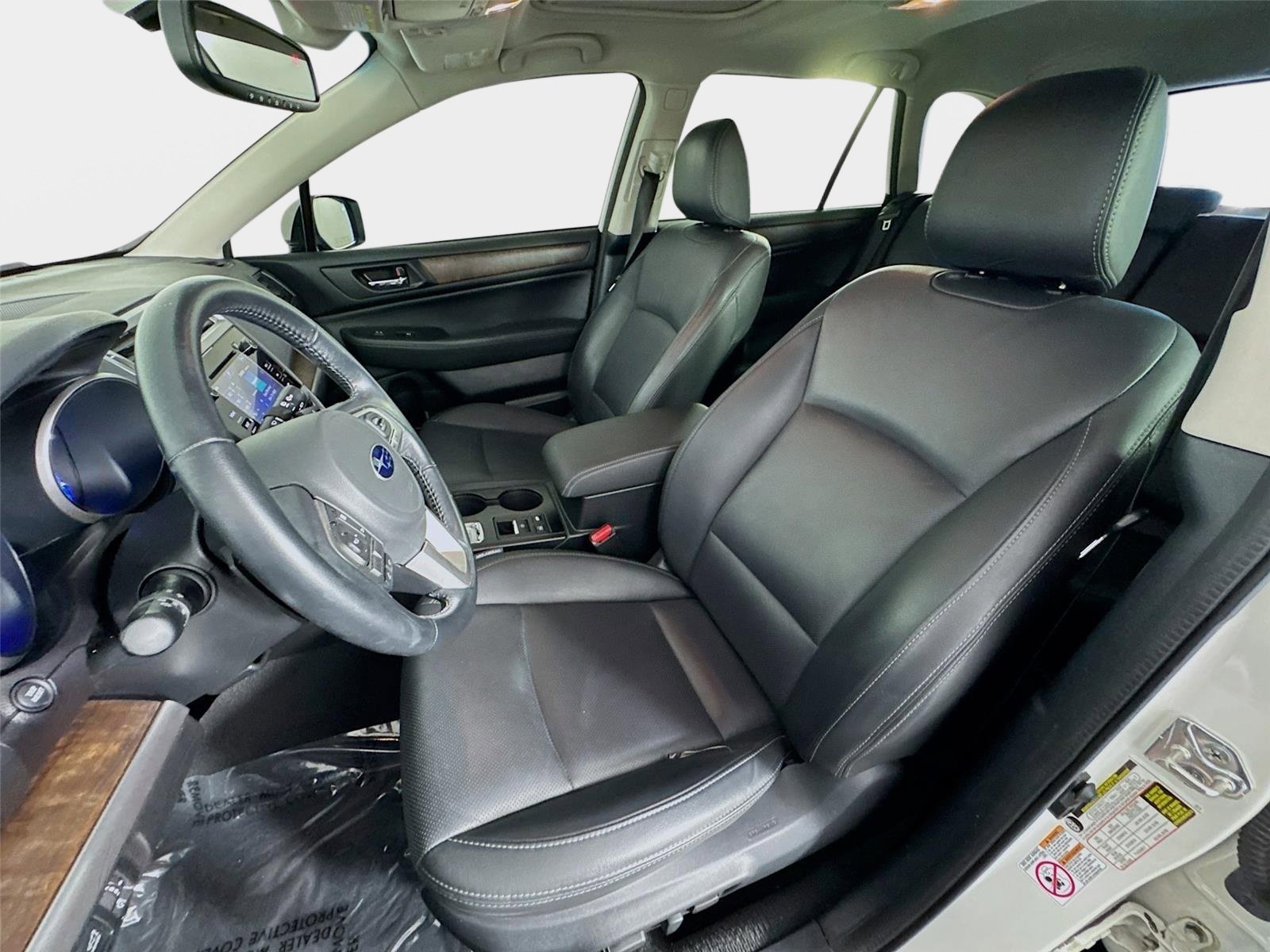 Used 2016 Subaru Outback 3.6R Limited AWD/4WD image 11