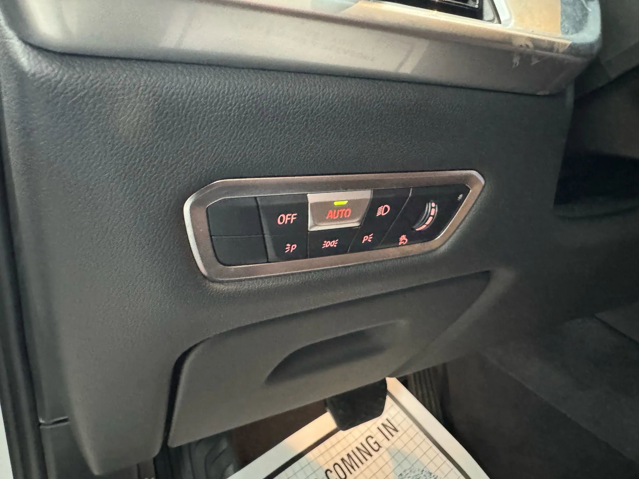 Used 2023 BMW X7 xDrive40i w/ Premium Package image 39