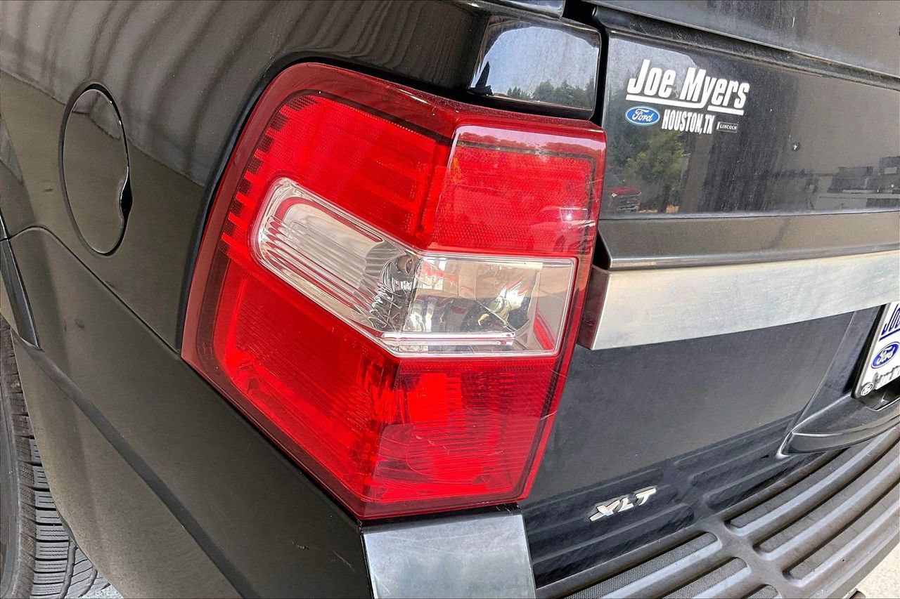 Used 2016 Ford Expedition XLT RWD image 13