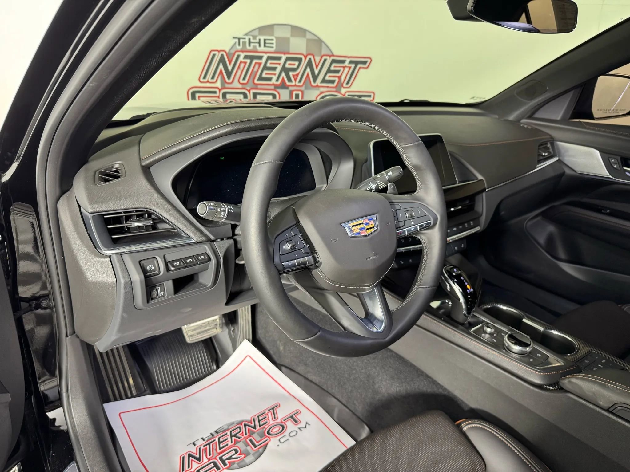 Used 2025 Cadillac CT4 V w/ Technology Package image 10