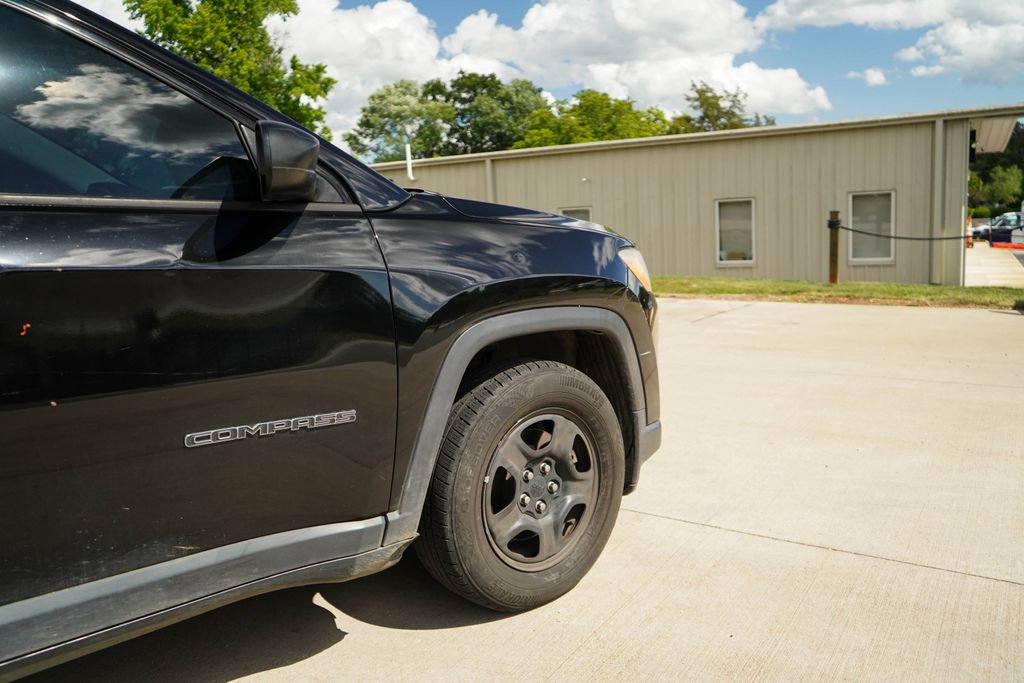 Used 2018 Jeep Compass Sport FWD image 18