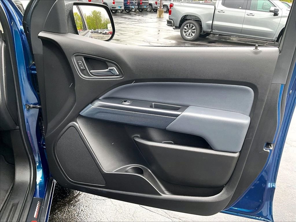Used 2019 Chevrolet Colorado Z71 AWD/4WD image 12