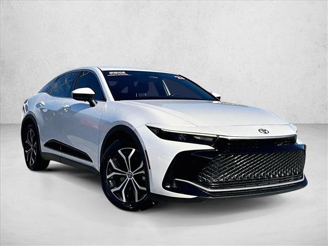 Used 2023 Toyota Crown XLE image 12