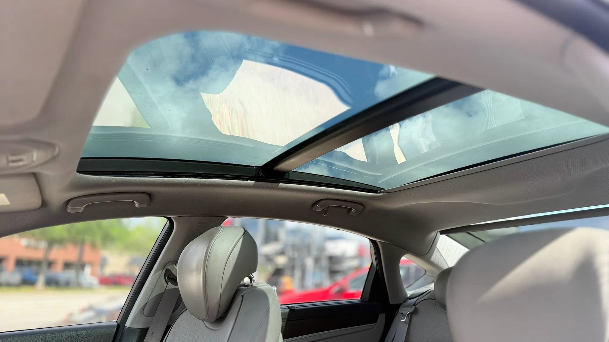 Used 2015 Hyundai Genesis 5.0 w/ Option Group 05 image 15