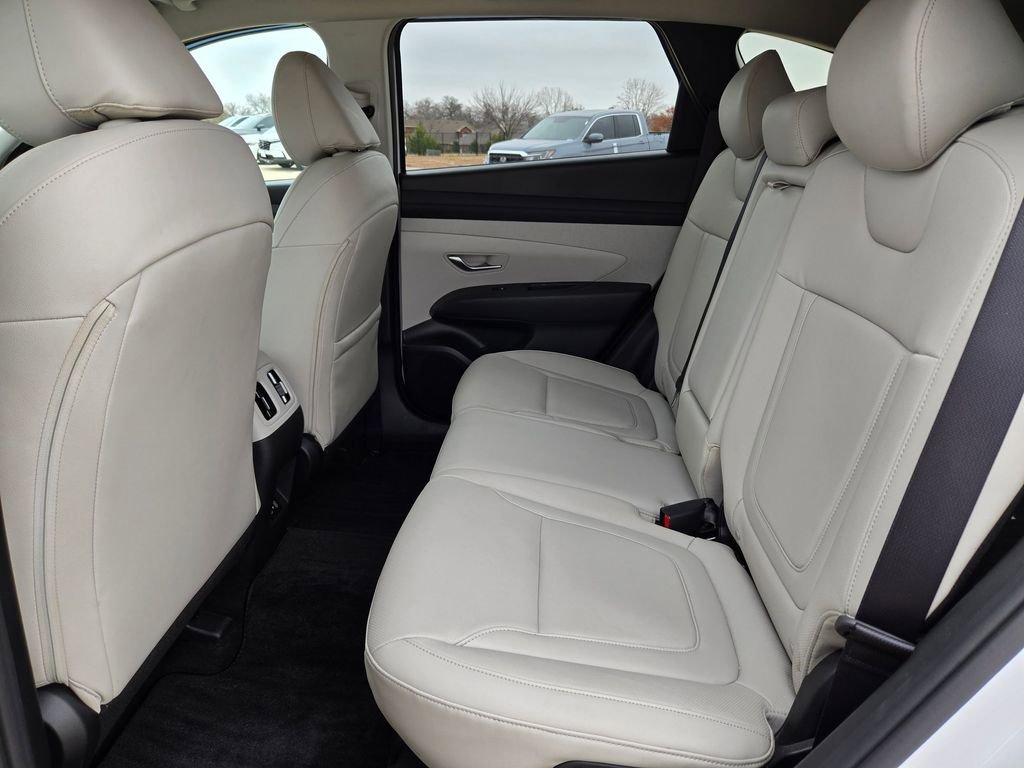Used 2025 Hyundai Tucson SEL image 14
