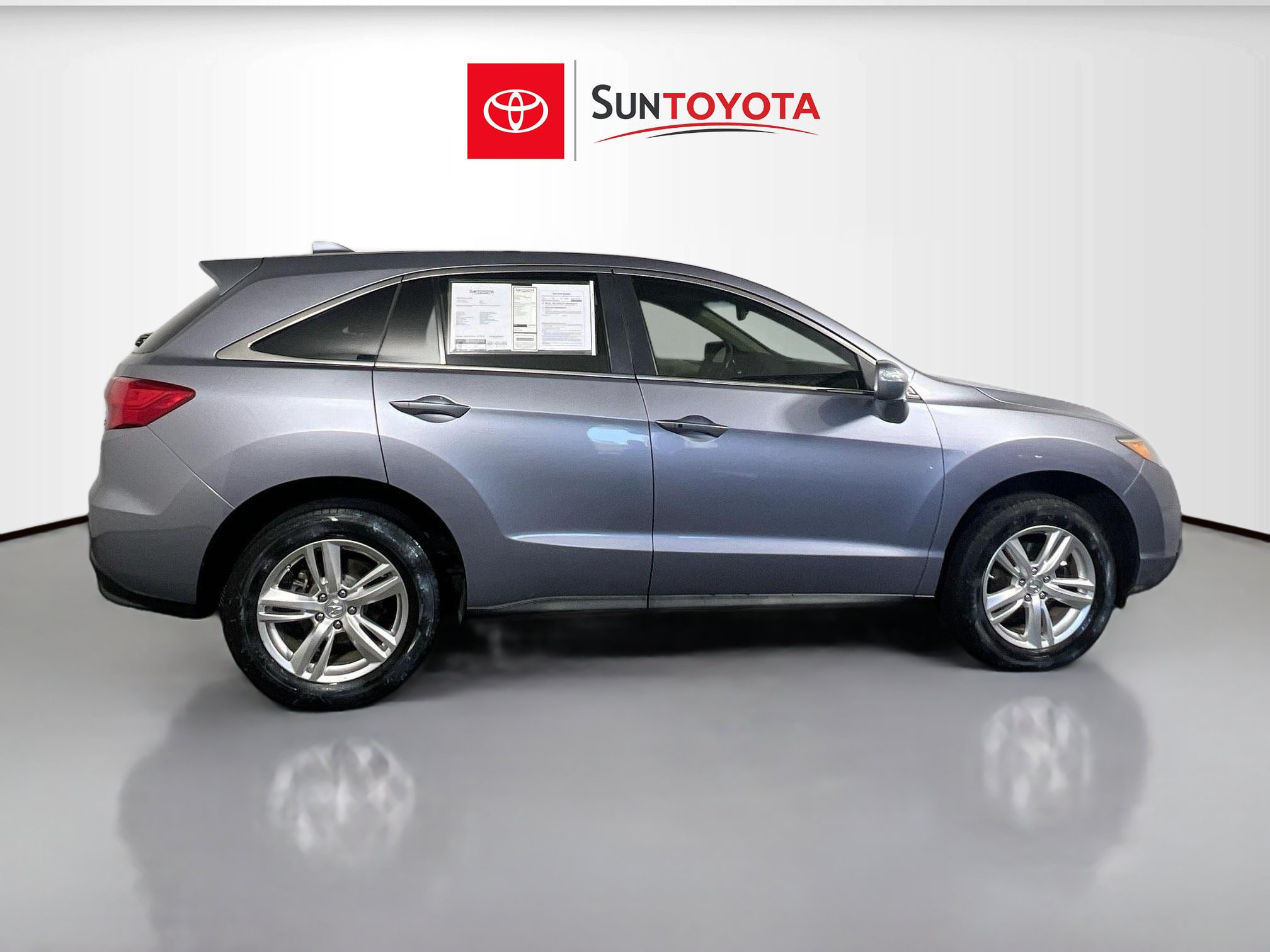 Used 2015 Acura RDX FWD image 2