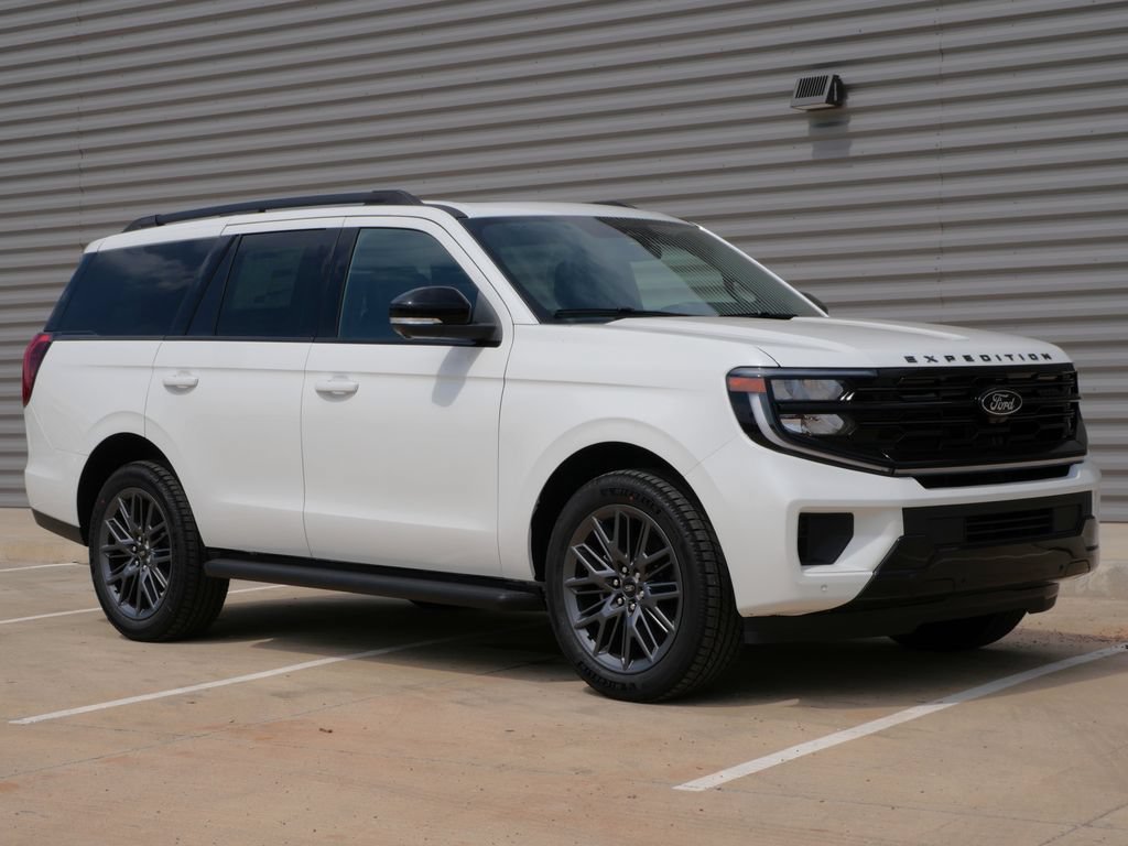 New 2026 Ford Expedition Platinum w/ Stealth Appearance Package AWD/4WD image 1