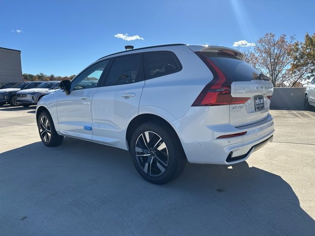 New 2026 Volvo XC60 B5 Plus w/ Protection Package Premier image 5
