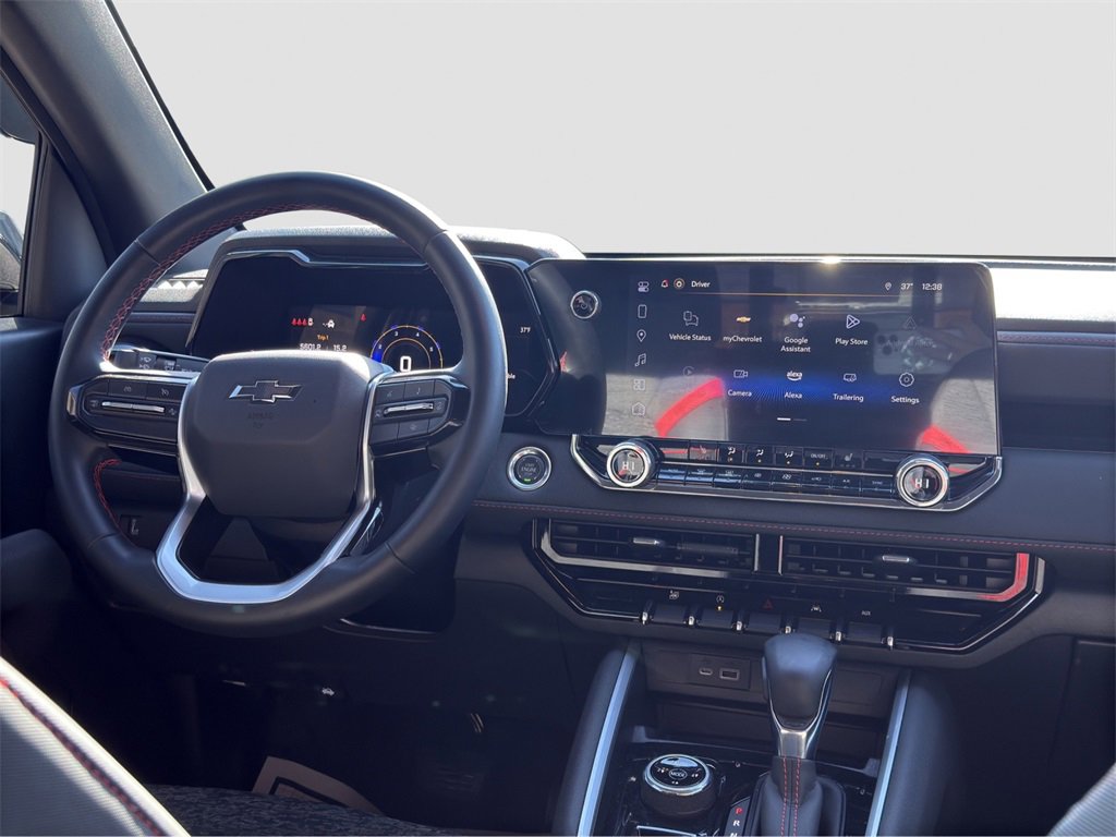 Used 2025 Chevrolet Colorado Z71 w/ Technology Package image 14