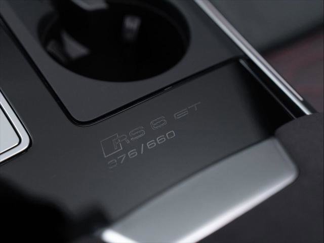 Used 2025 Audi RS 6 performance image 27