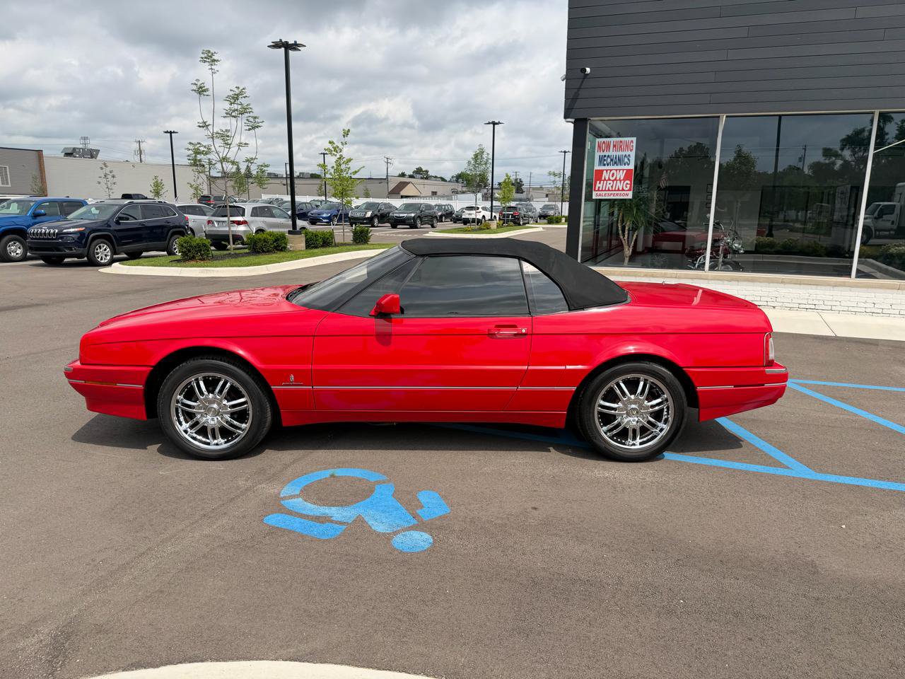 Used 1992 Cadillac Allante FWD image 8