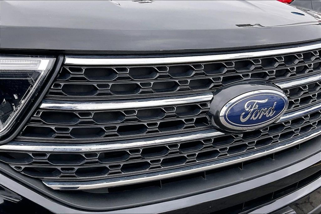 Certified 2024 Ford Explorer XLT w/ Equipment Group 202A AWD/4WD image 29