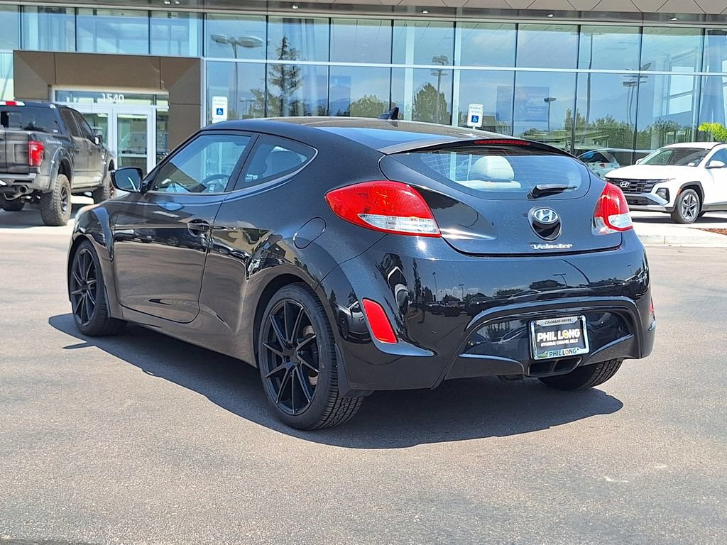 Used 2012 Hyundai Veloster w/ Style Pkg FWD image 5