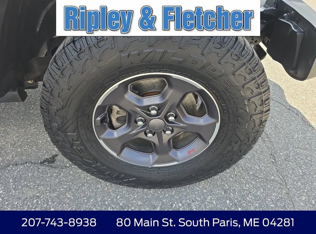 Used 2021 Jeep Gladiator Rubicon w/ Cold Weather Group AWD/4WD image 11
