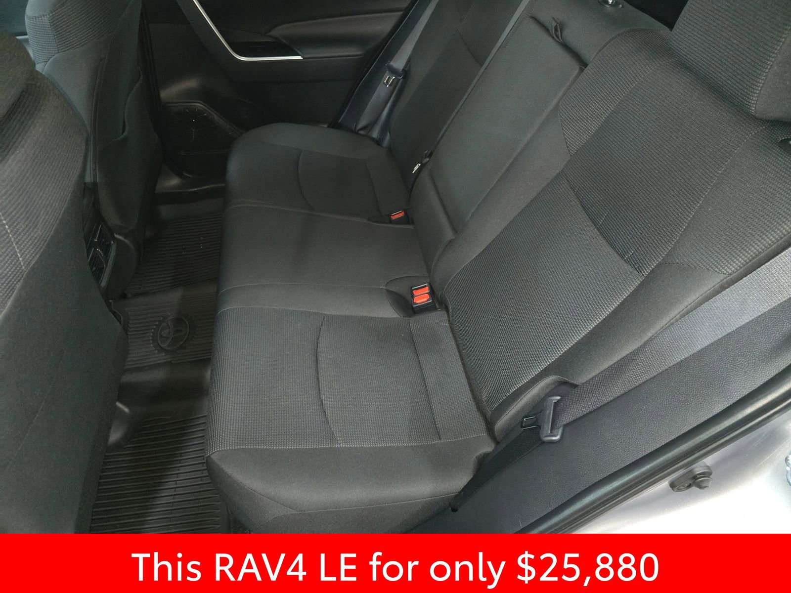 Used 2024 Toyota RAV4 LE image 19