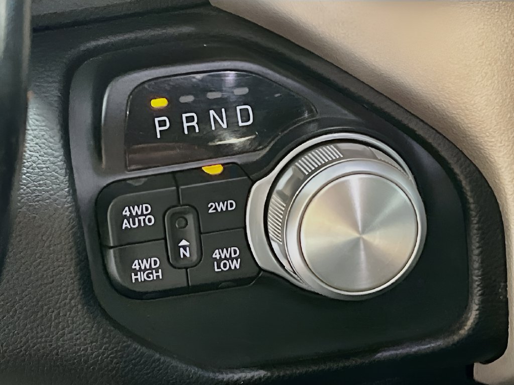 Used 2021 RAM 1500 Laramie AWD/4WD image 16
