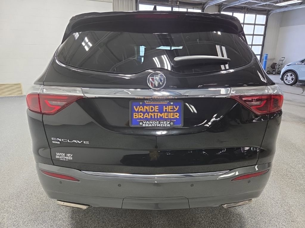 Used 2023 Buick Enclave Essence w/ Experience Buick Package image 6