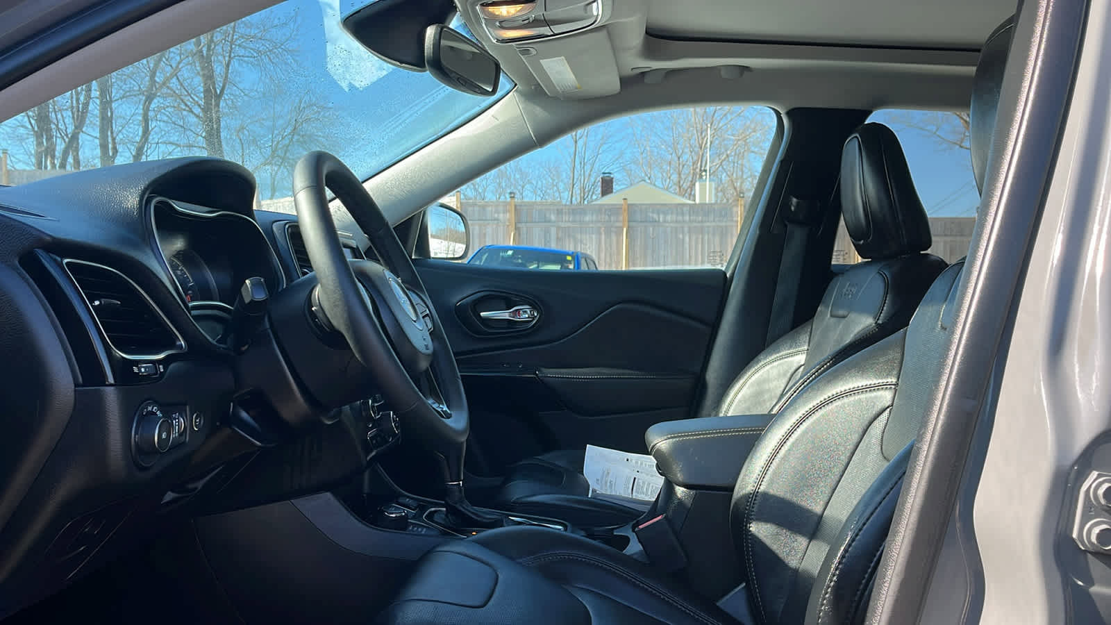 Certified 2023 Jeep Cherokee Altitude Lux w/ Lux Elite Package image 11